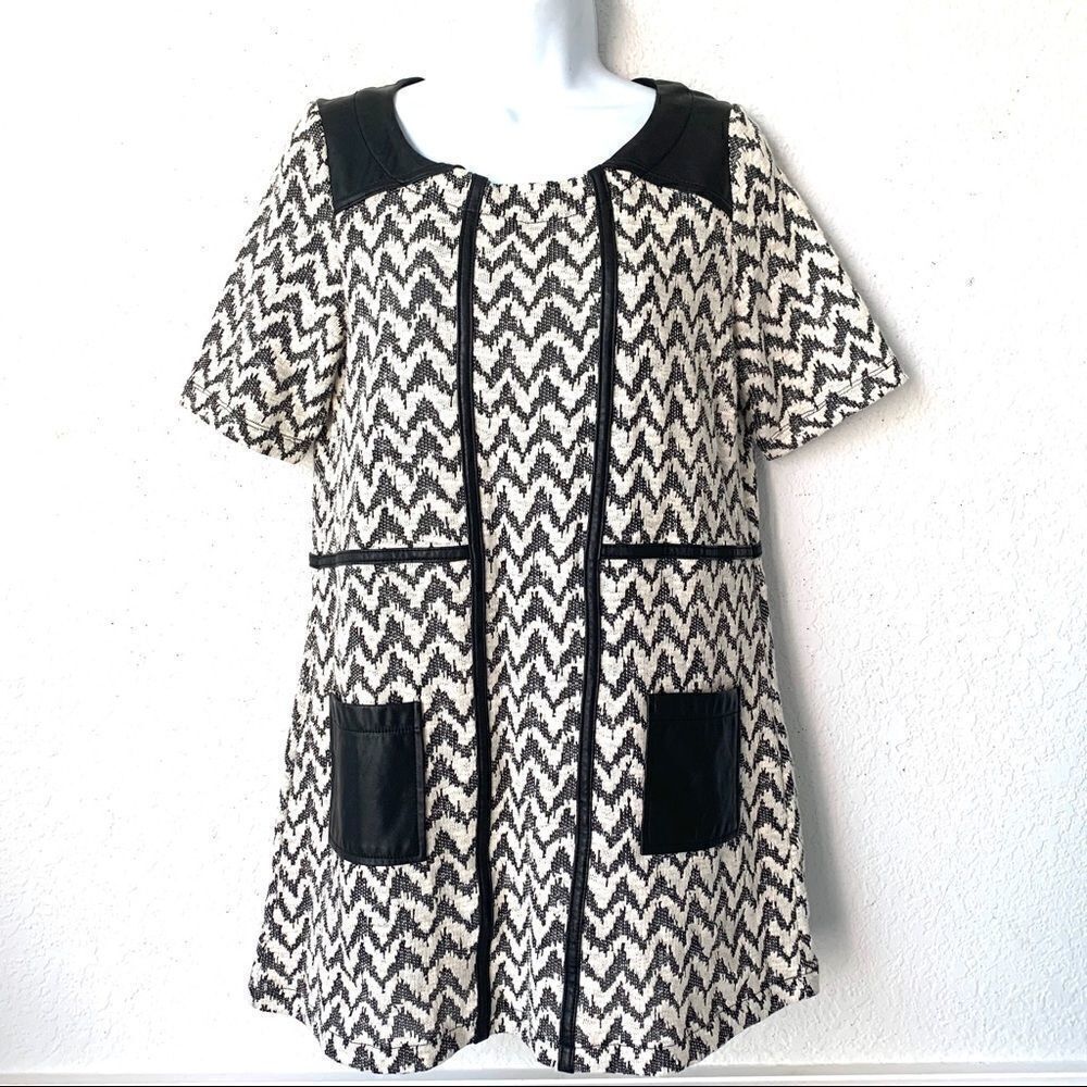 ANTHROPOLOGIE 9-H15 BLACK IVORY KNIT TUNIC TOP